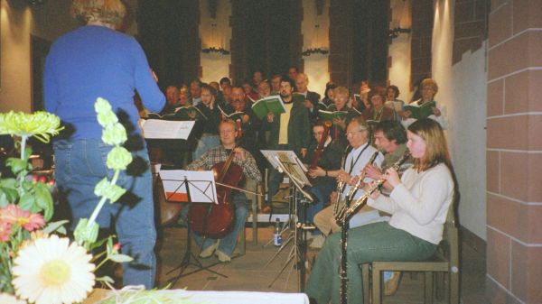 Heinrich-Sch�tz-Kantorei Frankfurt/M., 20.12.2003 / Klicken: Aufnahmen mit der HSKF